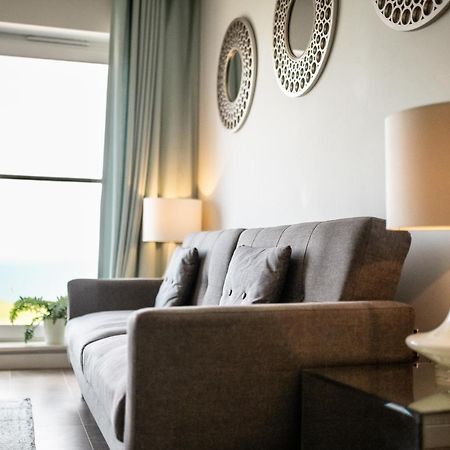 Stunning Sea Views, Luxury Apartment Beaches & Restaurants Are A Short Walk Away New Quay Eksteriør bilde