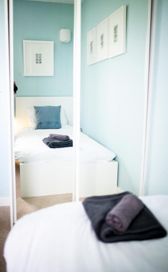 Stunning Sea Views, Luxury Apartment Beaches & Restaurants Are A Short Walk Away New Quay Eksteriør bilde